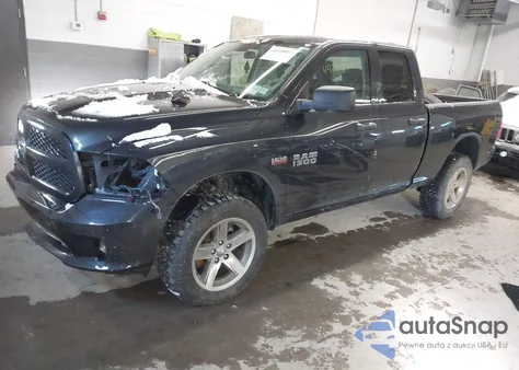 2018 Ram 1500 Express 4X4 6'4 Box z USA, uszkodzony, nr VIN 1C6RR7FT8JS284613